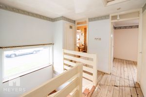 Photo 9- click for photo gallery